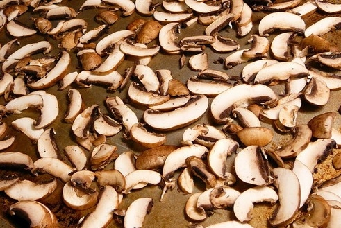 Сушимо білі гриби в духовці