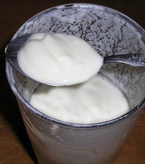 Готовий домашній йогурт