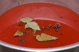 приправлений томатний сік