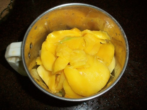 манго в блендері
