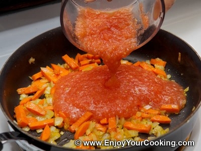 цибулю з морквою і томатом