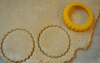 видавлюємо формочкою для печива страва