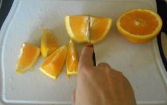 нарізаємо апельсин