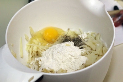 картопляна маса з яйцем