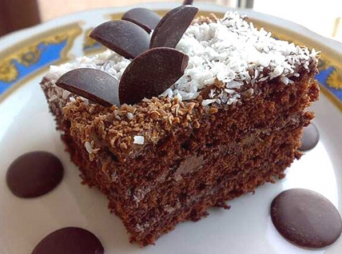 шоколадний торт