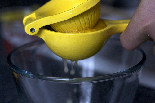 Крок 2: підготуємо лимонний сік.