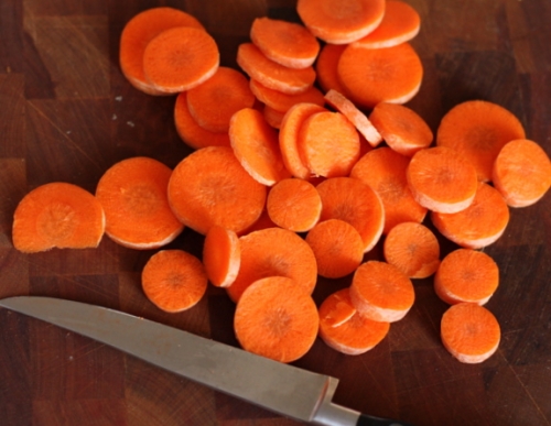 Крок 1: підготуємо моркву.