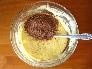 Створюємо тісто lzk коржів для бананово-шоколадного торта