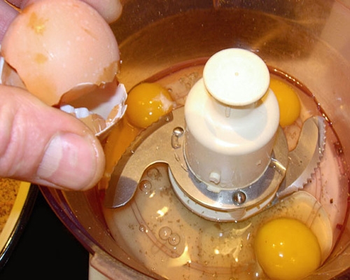 яйця в блендері