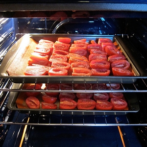 помідори в духовці