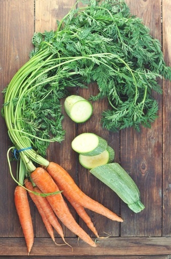 Овочі - моркву і кабачок