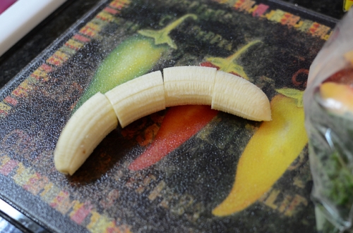 ріжемо банани на шматочки
