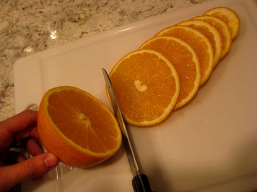 нарізаємо апельсини
