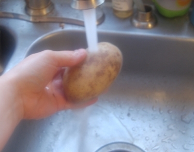 промиваємо картопля