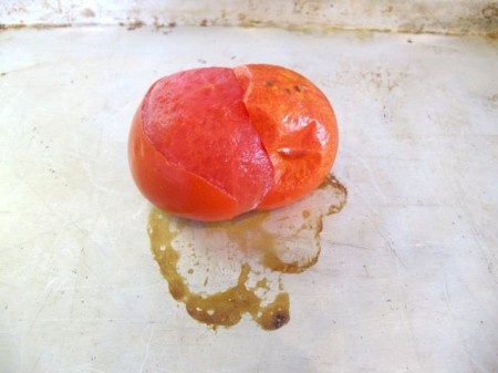 запікаємо помідор
