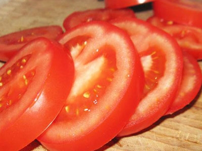 томати кільцями