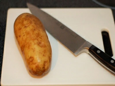 картопля на дошці