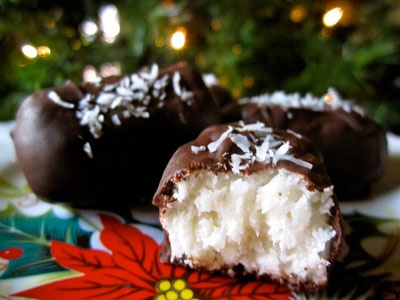 десерт з шоколаду і кокосової стружки