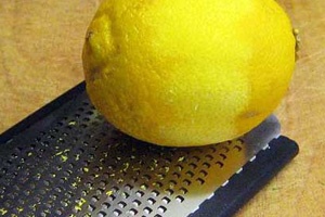 лимон на тертку