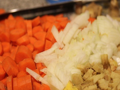 моркву, цибулю і імбир