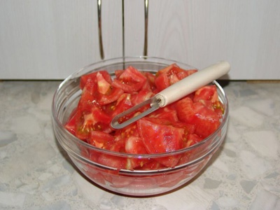 нарізка томатів